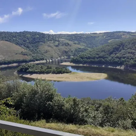 Peaceful Mountain Retreat Dom wakacyjny