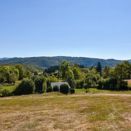 Dom wakacyjny Peaceful Mountain Retreat Neuvéglise
