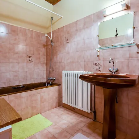 Peaceful Mountain Retreat Dom wakacyjny Neuvéglise