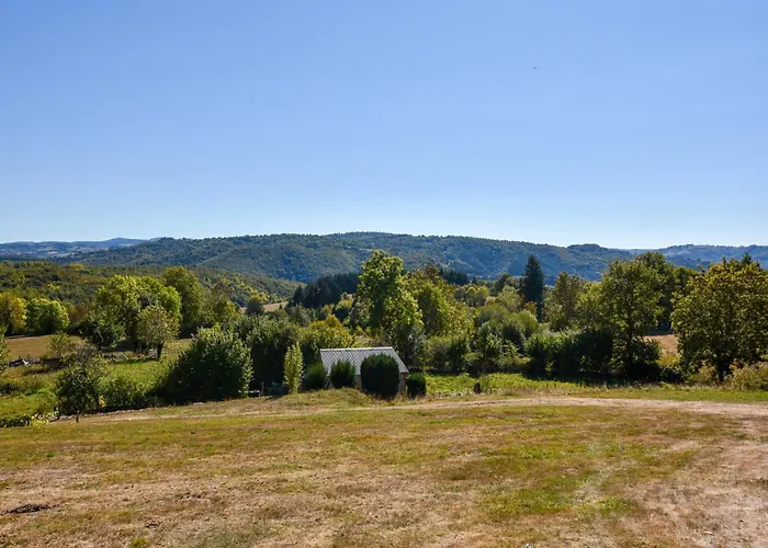 Peaceful Mountain Retreat Neuvéglise