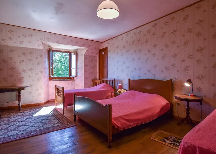 Peaceful Mountain Retreat Neuvéglise